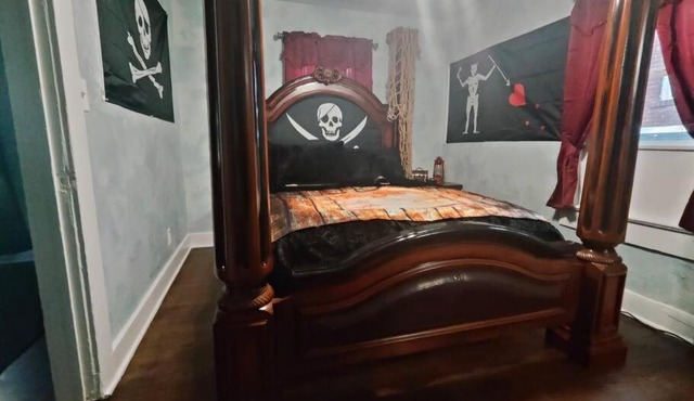 Pirate Seeking crew. Downtown Fort Smith