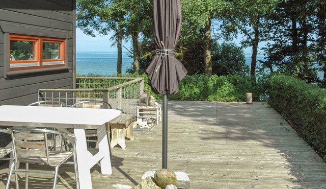 "Pirjo" - 50m from the sea by Interhome