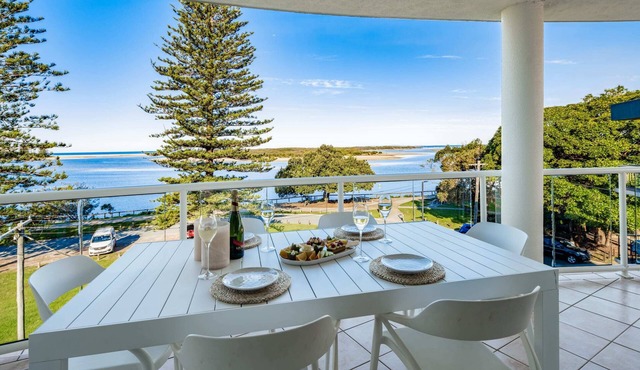 Pisces on Pumicestone - Golden Beach