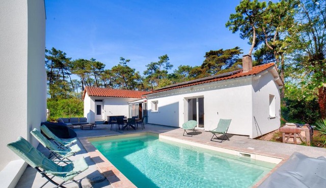 Piscine & accès à la réserve de la Belle-Henriette