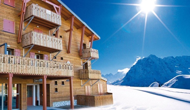 Piscine + Casiers à Ski | 50m des Remontées !