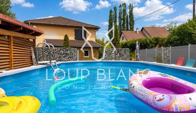 Piscine et pétanque - Calme proche Belfort