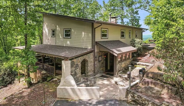 Pisgah Forest Estate w/Views & Hot Tub