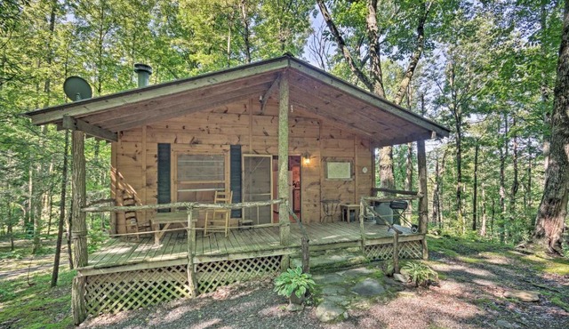 Pisgah Forest The Oak Cabin with Deck by Creek