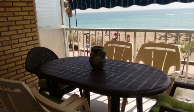 piso primera linea de playa en fuengirola recien reformado