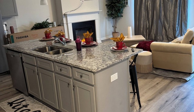 Pit stop Paradise nA Charming 3-bedroom house in Hampton with AC and WiFi