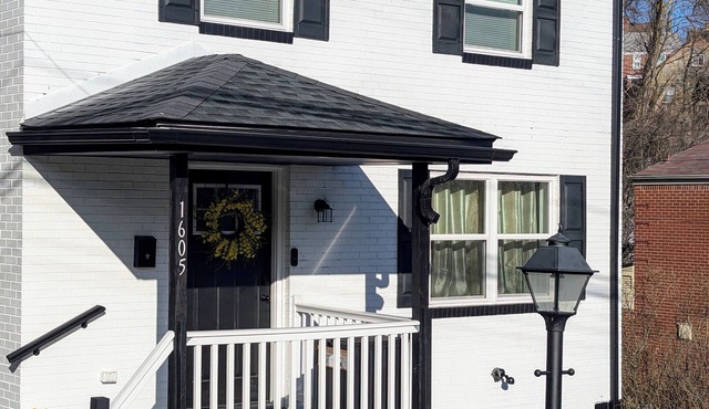 Pittsburgh #GoadLife - Local Art - Family/Dog/Business Friendly - Patio BBQ