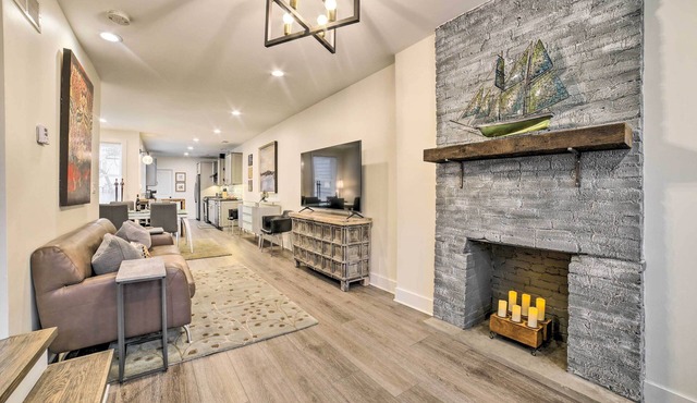 Pittsburgh Home: Walkable Location!