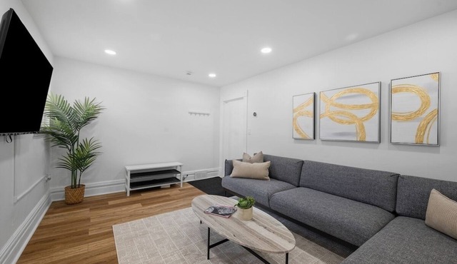 Pittsburgh/Millvale Bright & Stylish 4BD w/Parking