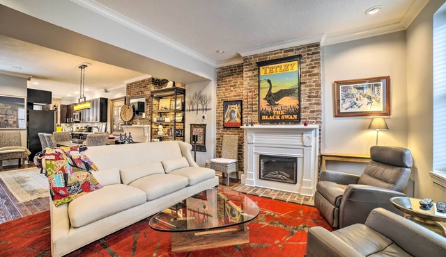 Pittsburgh Vacation Rental in Lawrenceville!