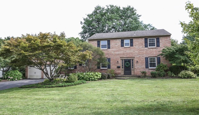 Pittsford Village Home. Walk to Everything Restaurants, Shops, Canal Trail, YMCA