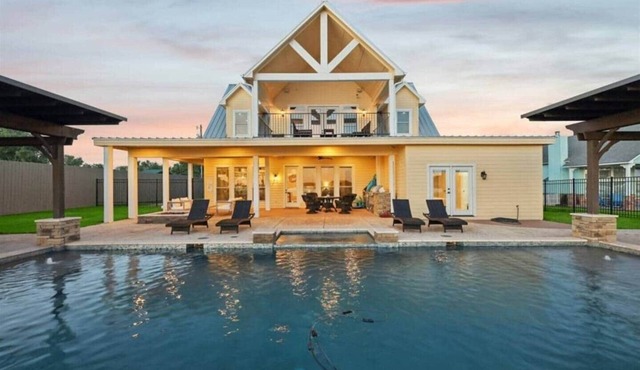 PK Sunshine House- Gorgeous Views!