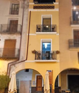 Plaça de l'Almudí, where else!