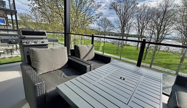 Place du Lac - Downtown - Unit 202