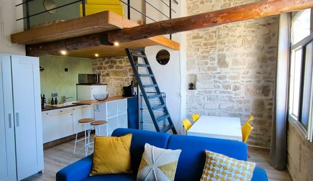 Place du marché - Première conciergerie