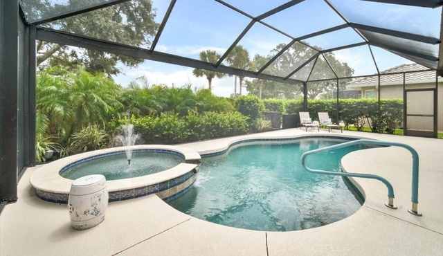 Place of Elegance and Style, Located on a Golf Course