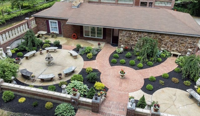 Place to Stay In Airville