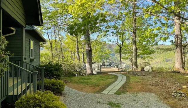 Placid View Mountaintop Home