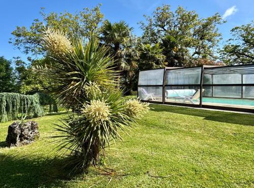 Plaisir d eau gite avec piscine couverte chauffée 28 degré Padirac rocamadour
