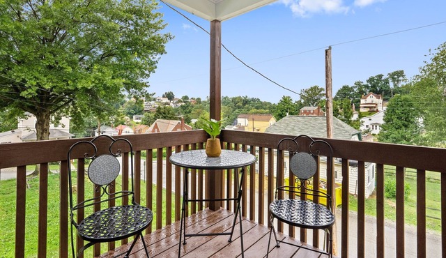 Plan your next thrilling city break minutes to kennywod park and sandcastle.