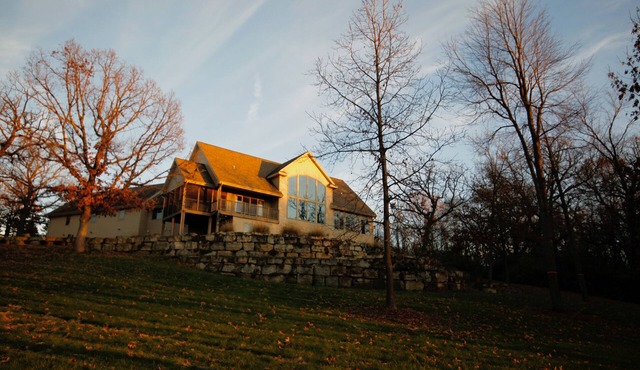 Plan your reunion/gathering now in beautiful rural South Central Wisconsin