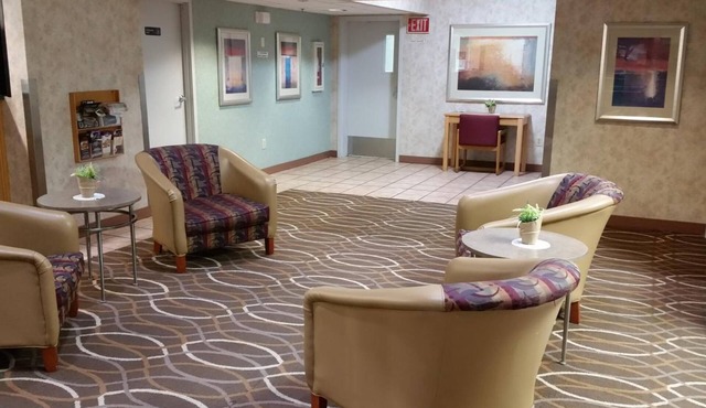 Plano Inn & Suites