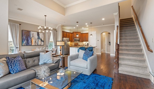 Plano-Shops of Legacy Townhome. EV Outlet with Maid Service Included.