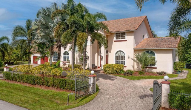 Plantation Acres Luxury Mansion & Private Pool