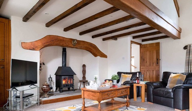 Plas Iwrwg Granary Su