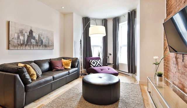 Plateau Mt Royal-Mile End |3BDRS-2BA&Parking