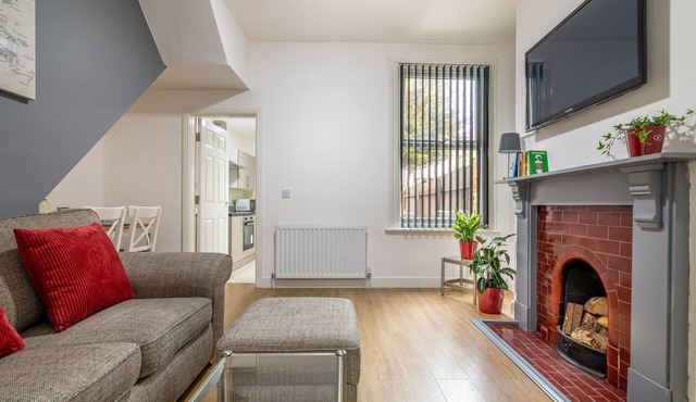 Platform Fishing Quarter Apartments