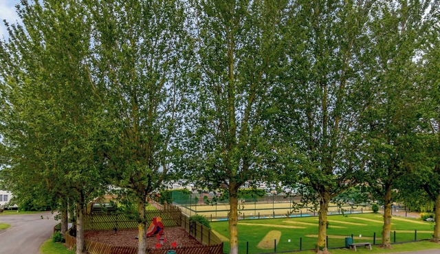 Platinum Elmhirst Apartment