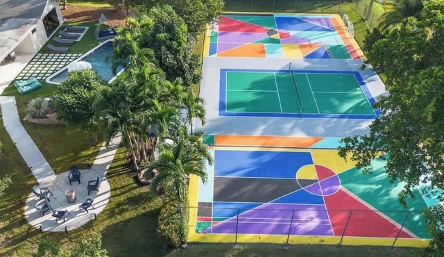 Platinum Villa | Karaoke | Pickleball | BKB | Soccer