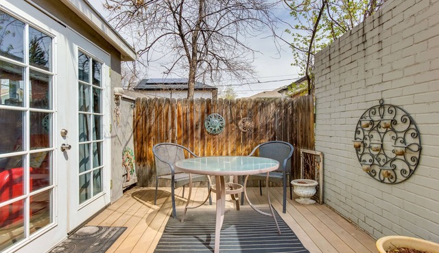 Platt Park Studio w/Patio: Walkable Location!