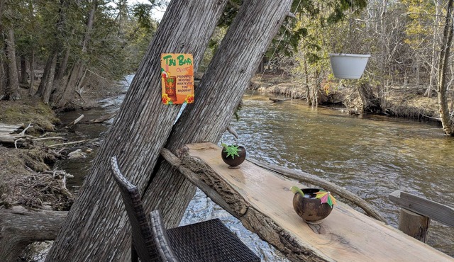 Platte Haven: Summer Bliss: Kayak, Fish & Relax by the River!