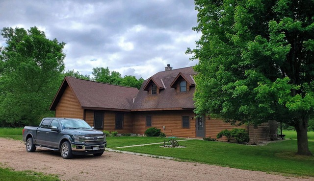 Platte River Lodge Retreat and Relaxation!