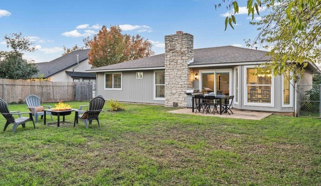 Play & Relax Retreat -Games & Workspace - Sleeps 7