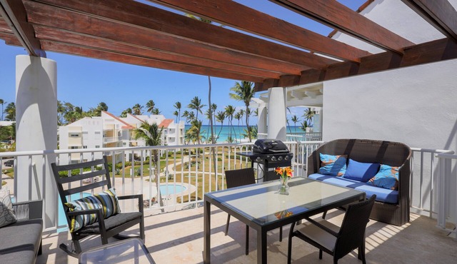 Playa Turquesa K403 200Mbps Private Beach Access Rooftop