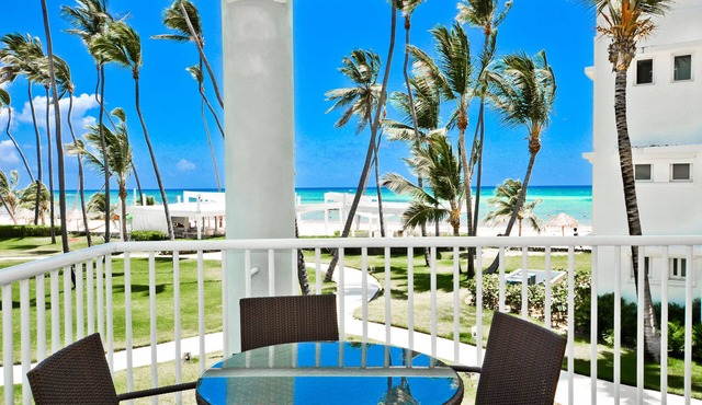 Playa Turquesa I-202 Premier Beachfront Ocean View 85 mbps wifi