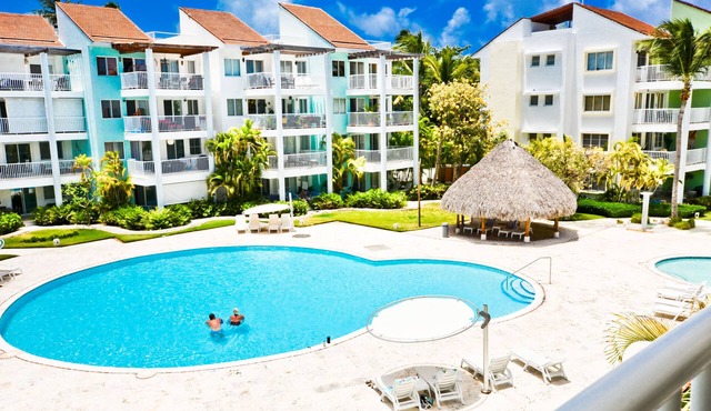 Playa Turquesa O-304 Premier Beachfront Pool View 85mbps wifi
