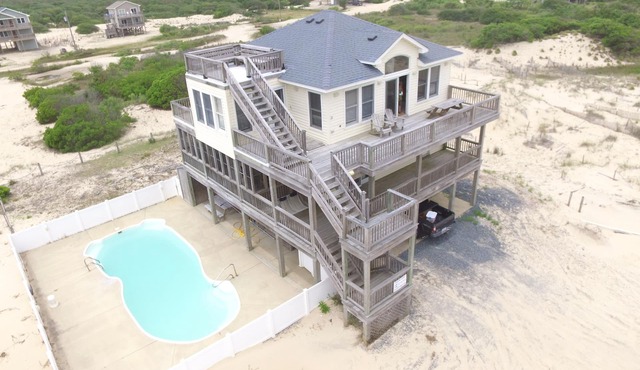 Playing Hooky Ocean/Sound Views! Pool/Hot tub Game rm PETS allowed 4x4 beach