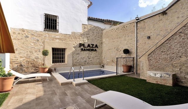 Plaza Sandra