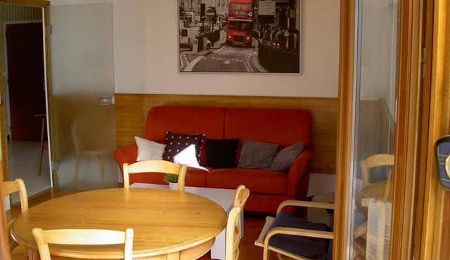 Pleasant T3 village center apartment