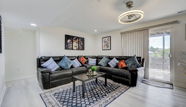 Pleasant 2-bedroom apartment in Colorado Springs