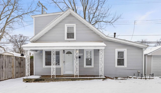 Pleasant 2-bedroom house in Wayne perfect for relaxing getaways