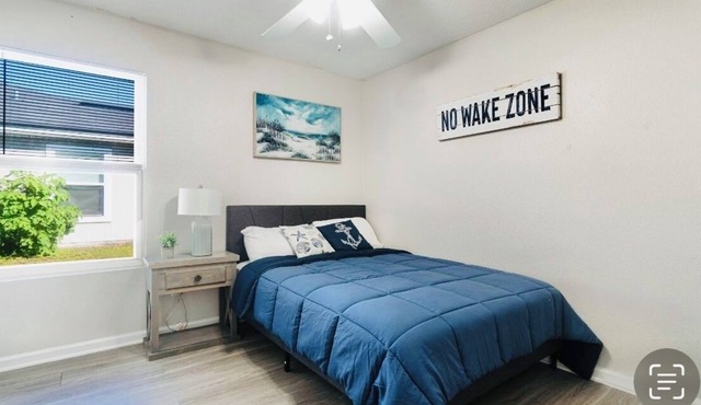 Pleasant 4-bedroom house with AC in sunny Jacksonville, FL