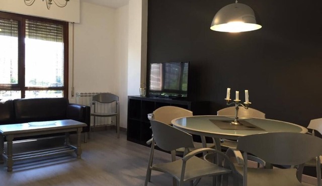 Pleasant and centrally located apartment well situated for exploring La Rioja