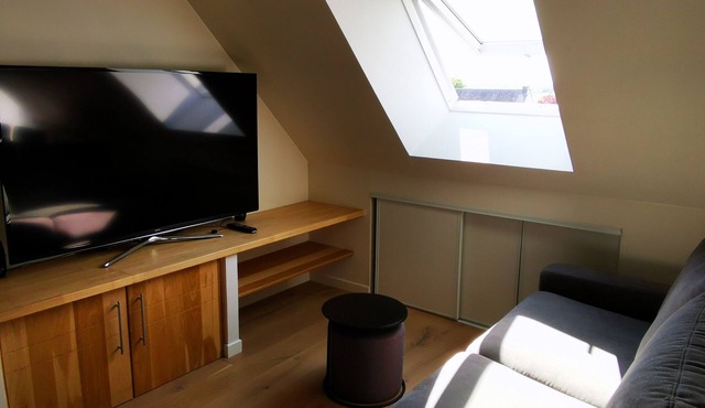 Pleasant apartment close to the sea.