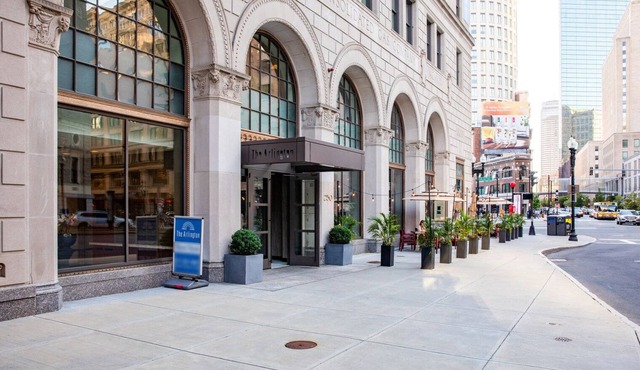 Pleasant Back Bay 1BR w/Gym, W/D & Basketball, nr T, by Blueground