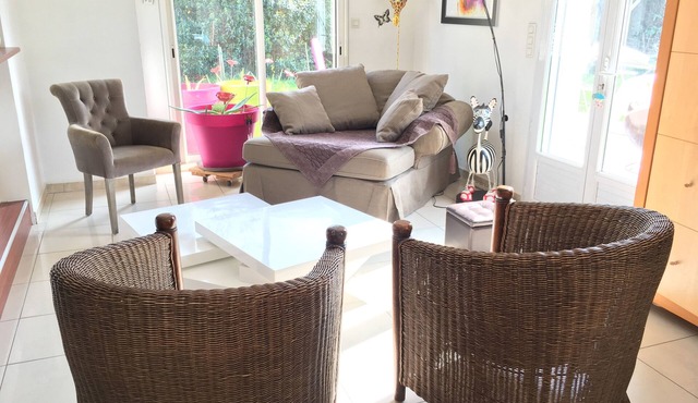 Pleasant, bright house with large enclosed garden for your pets.